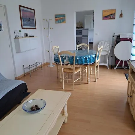 Apartamento Ideal Quartier Des Demoiselles : Plage, Commerces, Parking Prive - Fr-1-323-476